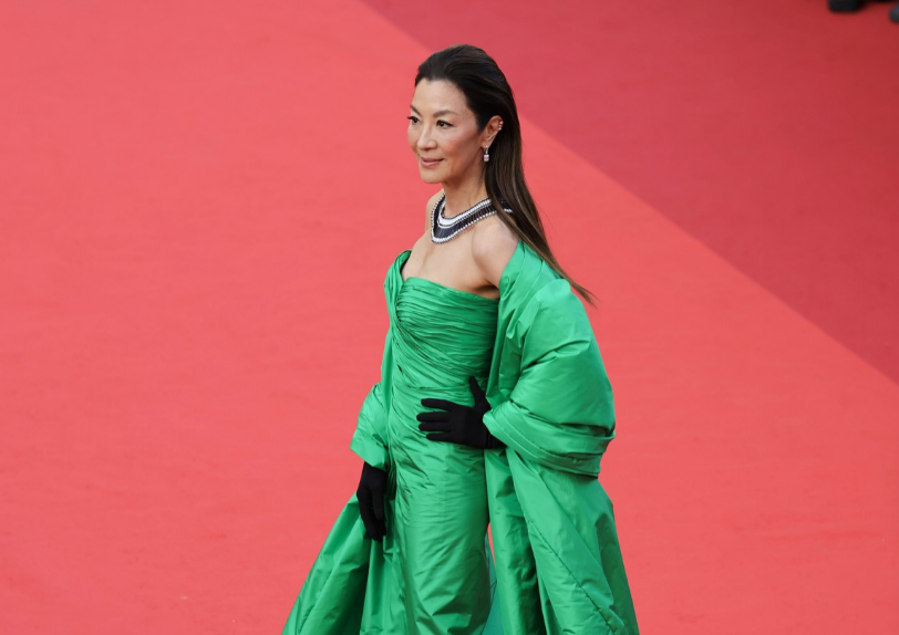 Dương Tử Quỳnh khoe nhan sắc ở tuổi 61 chiếm trọng spotlight tại LHP Cannes 2023 - Ảnh 3